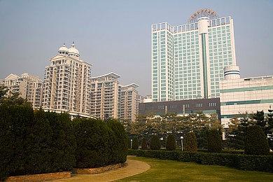 合作复古恐怖射击游戏《不再被爱》开启Steam平台限时免费领取活动